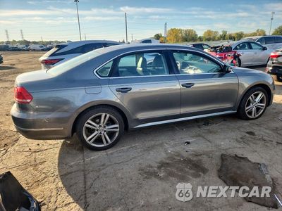 Trzecie zdjęcie samochodu z tyłu: 2013 VOLKSWAGEN PASSAT SE VIN:1VWBN7A36DC028673 - miniatura