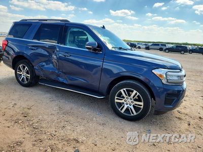 Czwarte zdjęcie samochodu z boku: 2022 FORD EXPEDITION XLT VIN:1FMJU1HT4NEA49351 - miniatura