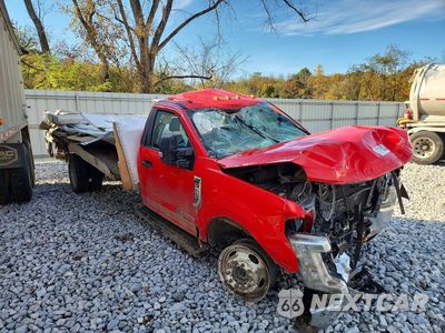 Czwarte zdjęcie samochodu z boku: 2019 FORD F550 SUPER DUTY VIN:1FDUF5HT1KEC19398 - miniatura