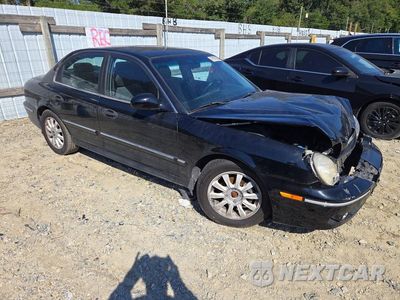 Czwarte zdjęcie samochodu z boku: 2004 HYUNDAI SONATA GLS VIN:KMHWF35H14A993738 - miniatura