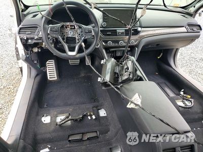 Zdjęcie 8 z 12 samochodu: 2019 HONDA ACCORD SPORT VIN:1HGCV2F37KA027898 - miniatura
