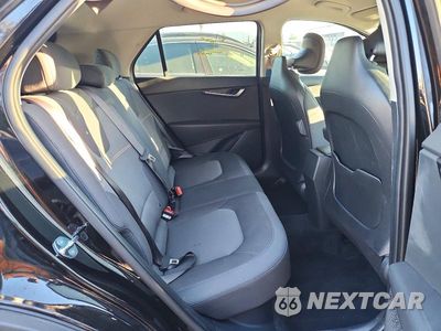 Zdjęcie 10 z 12 samochodu: 2026 KIA NIRO LX VIN:KNDCP3LE2T5359939 - miniatura