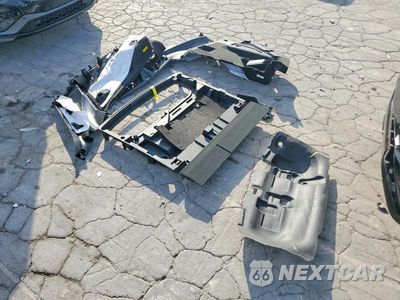 Zdjęcie 13 z 14 samochodu: 2024 CADILLAC LYRIQ LUXURY VIN:1GYKPPRL8RZ103566 - miniatura
