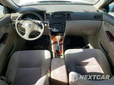 Zdjęcie 8 z 12 samochodu: 2005 TOYOTA COROLLA LE VIN:JTDBR32E452053322 - miniatura