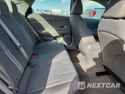 Zdjęcie 10 z 12 samochodu: 2021 HYUNDAI ELANTRA SEL VIN:5NPLM4AG9MH025847 - miniatura