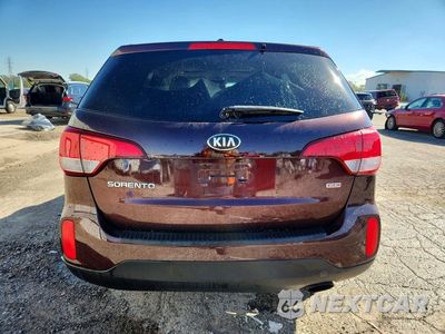 Zdjęcie 6 z 13 samochodu: 2014 KIA SORENTO LX VIN:5XYKT3A6XEG472521 - miniatura