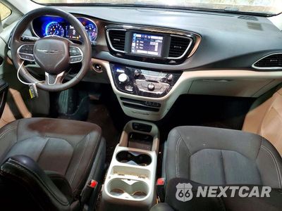Zdjęcie 8 z 14 samochodu: 2023 CHRYSLER VOYAGER LX VIN:2C4RC1CGXPR512006 - miniatura