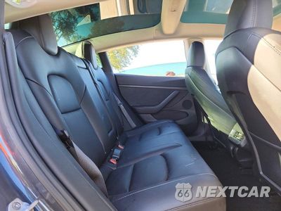 Zdjęcie 10 z 12 samochodu: 2023 TESLA MODEL 3 VIN:5YJ3E1EB3PF670538 - miniatura