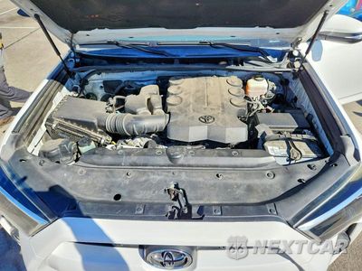 Zdjęcie 12 z 12 samochodu: 2018 TOYOTA 4RUNNER TRD OFF-ROAD PREMIUM VIN:JTEBU5JR1J5533319 - miniatura