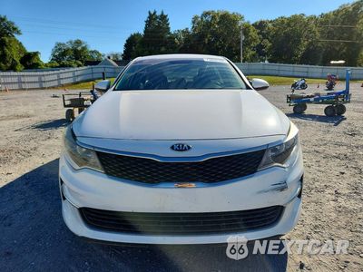 Piąte zdjęcie samochodu w środku: 2018 KIA OPTIMA LX VIN:5XXGT4L38JG217430 - miniatura
