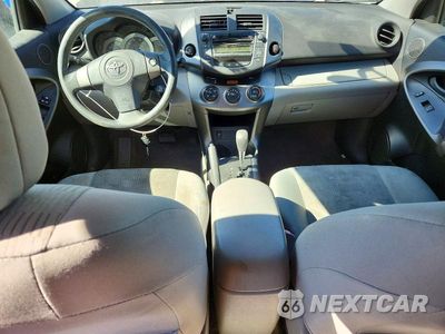 Zdjęcie 8 z 13 samochodu: 2010 TOYOTA RAV4 BASE VIN:JTMBF4DV7A5028046 - miniatura