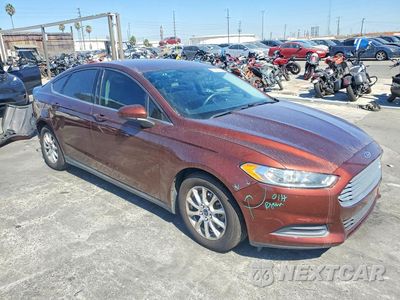 Czwarte zdjęcie samochodu z boku: 2016 FORD FUSION S VIN:3FA6P0G79GR109680 - miniatura
