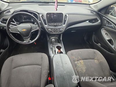 Zdjęcie 8 z 12 samochodu: 2018 CHEVROLET MALIBU LT VIN:1G1ZD5ST9JF178402 - miniatura