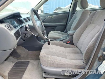 Zdjęcie 7 z 12 samochodu: 2001 TOYOTA CAMRY LE VIN:4T1BG22K01U831566 - miniatura