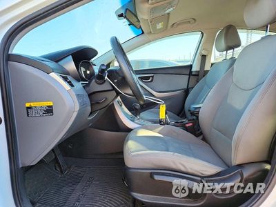 Zdjęcie 7 z 12 samochodu: 2013 HYUNDAI ELANTRA GLS VIN:5NPDH4AE9DH433725 - miniatura