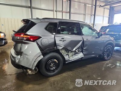 Trzecie zdjęcie samochodu z tyłu: 2026 NISSAN ROGUE DARK ARMOR VIN:5N1BT3BB3TC773415 - miniatura