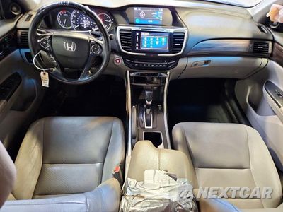 Zdjęcie 8 z 12 samochodu: 2016 HONDA ACCORD EXL VIN:1HGCR2F85GA149554 - miniatura