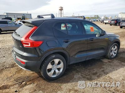 Trzecie zdjęcie samochodu z tyłu: 2022 VOLVO XC40 T4 MOMENTUM VIN:YV4AC2HK7N2780312 - miniatura