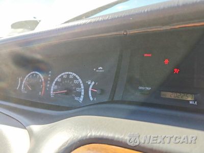 Zdjęcie 9 z 12 samochodu: 2000 TOYOTA AVALON XLS VIN:4T1BF28B4YU100076 - miniatura