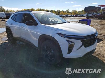 Czwarte zdjęcie samochodu z boku: 2026 CHEVROLET TRAX 1LT VIN:KL77LHEP0TC169865 - miniatura