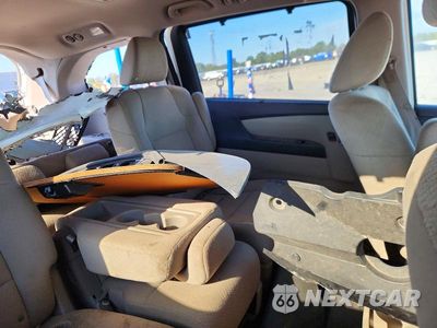Zdjęcie 11 z 13 samochodu: 2016 HONDA ODYSSEY SE VIN:5FNRL5H35GB168741 - miniatura