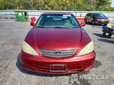 Piąte zdjęcie samochodu w środku: 2003 TOYOTA CAMRY LE VIN:4T1BE32K73U249334 - miniatura