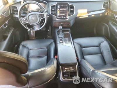 Zdjęcie 8 z 12 samochodu: 2016 VOLVO XC90 T6 VIN:YV4A22PKXG1026429 - miniatura