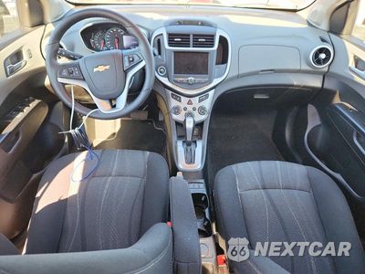 Zdjęcie 8 z 12 samochodu: 2019 CHEVROLET SONIC LT VIN:1G1JD5SB8K4114272 - miniatura