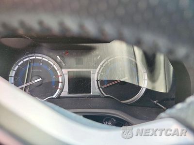 Zdjęcie 9 z 13 samochodu: 2017 TOYOTA 4RUNNER LIMITED VIN:JTEBU5JR8H5411695 - miniatura