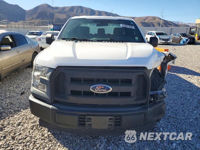 Piąte zdjęcie samochodu w środku: 2017 FORD F150 SUPER CAB VIN:1FTEX1C87HKC99222 - miniatura