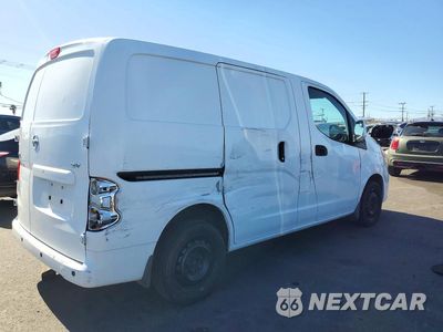 Trzecie zdjęcie samochodu z tyłu: 2015 NISSAN NV200 SV VIN:3N6CM0KN7FK729248 - miniatura