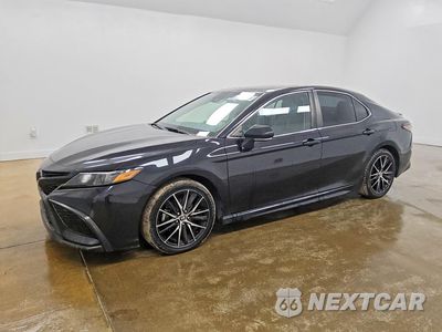 2021 TOYOTA CAMRY SE 4T1G11AK0MU521313 - główne zdjęcie licytacji z USA - miniatura