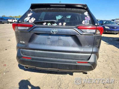 Zdjęcie 6 z 13 samochodu: 2021 TOYOTA RAV4 XLE VIN:2T3W1RFVXMW136085 - miniatura