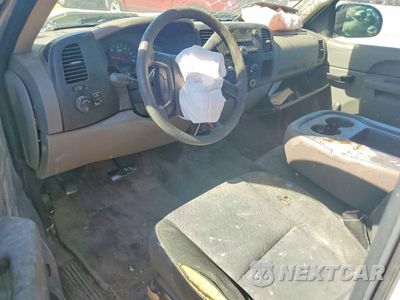 Zdjęcie 8 z 12 samochodu: 2013 CHEVROLET SILVERADO C1500 VIN:1GCNCPEX3DZ150455 - miniatura