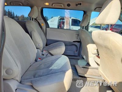 Zdjęcie 11 z 13 samochodu: 2012 TOYOTA SIENNA BASE 7-PASSENGER VIN:5TDZK3DC4CS278974 - miniatura