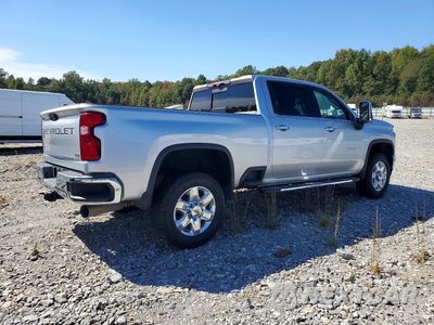 Trzecie zdjęcie samochodu z tyłu: 2022 CHEVROLET SILVERADO K2500 HEAVY DUTY LTZ VIN:1GC4YPEY0NF193577 - miniatura