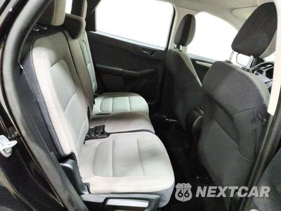 Zdjęcie 11 z 14 samochodu: 2022 FORD ESCAPE S VIN:1FMCU0F68NUB01084 - miniatura