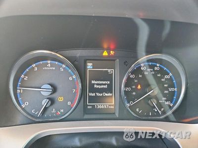 Zdjęcie 9 z 14 samochodu: 2018 TOYOTA RAV4 LIMITED VIN:JTMYFREVXJJ169769 - miniatura