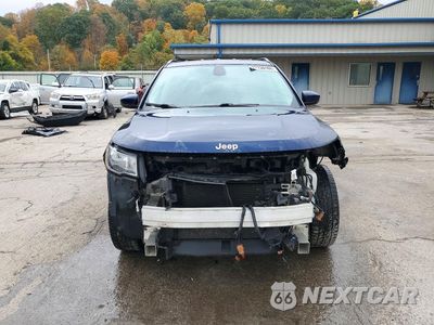 Piąte zdjęcie samochodu w środku: 2018 JEEP COMPASS LATITUDE VIN:3C4NJDBB1JT470583 - miniatura