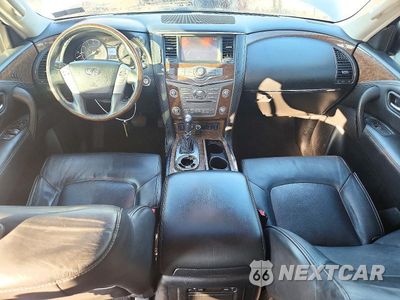 Zdjęcie 8 z 13 samochodu: 2017 INFINITI QX80 BASE VIN:JN8AZ2NE4H9152952 - miniatura