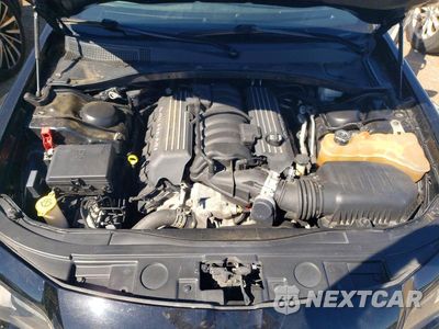 Zdjęcie 11 z 12 samochodu: 2012 CHRYSLER 300 SRT-8 VIN:2C3CCAFJ7CH800857 - miniatura