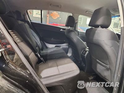 Zdjęcie 11 z 13 samochodu: 2022 KIA SPORTAGE LX VIN:KNDPMCAC6N7963173 - miniatura