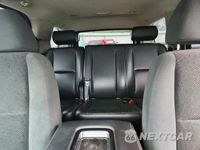 Zdjęcie 10 z 13 samochodu: 2008 CHEVROLET TAHOE K1500 VIN:1GNFK13038R276614 - miniatura