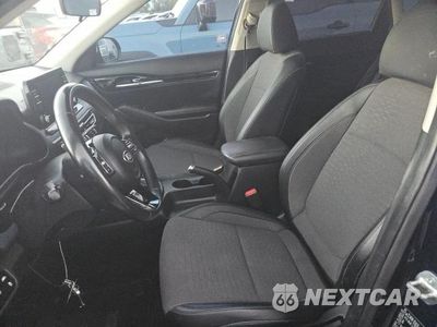Piąte zdjęcie samochodu w środku: 2021 KIA SELTOS S VIN:KNDEU2AAXM7139045 - miniatura