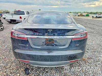 Zdjęcie 6 z 12 samochodu: 2013 TESLA MODEL S VIN:5YJSA1CP5DFP22592 - miniatura