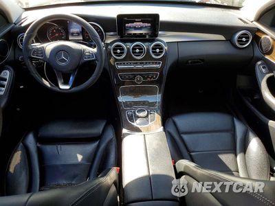 Zdjęcie 8 z 12 samochodu: 2017 MERCEDES-BENZ C 300 VIN:55SWF4JB1HU232585 - miniatura