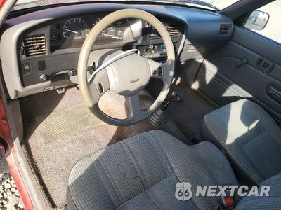 Zdjęcie 8 z 12 samochodu: 1991 TOYOTA PICKUP DELUXE VIN:JT4VN13DXM5050649 - miniatura