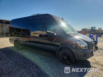 Czwarte zdjęcie samochodu z boku: 2018 MERCEDES-BENZ SPRINTER 2500 VIN:WDZPE8CD4JP645353 - miniatura