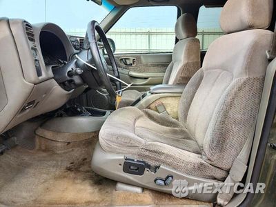 Zdjęcie 7 z 14 samochodu: 2001 CHEVROLET BLAZER VIN:1GNDT13W01K198722 - miniatura