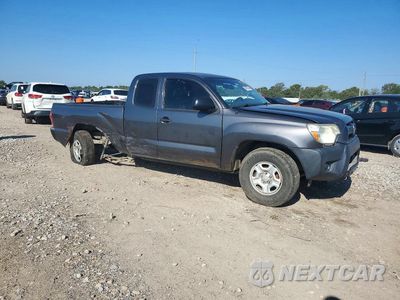 Czwarte zdjęcie samochodu z boku: 2015 TOYOTA TACOMA BASE VIN:5TFTX4CN9FX068269 - miniatura